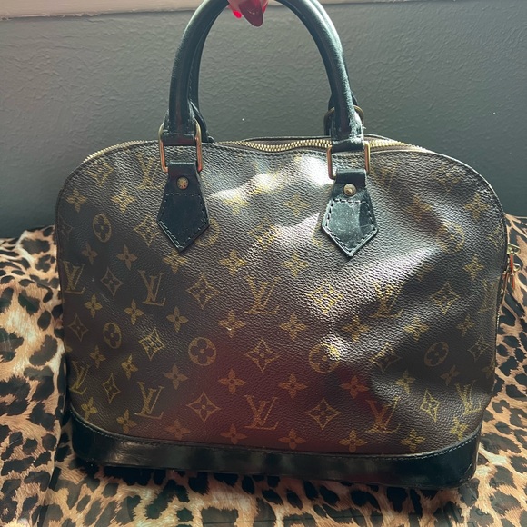 Louis Vuitton Alma PM - Picture 8 of 8